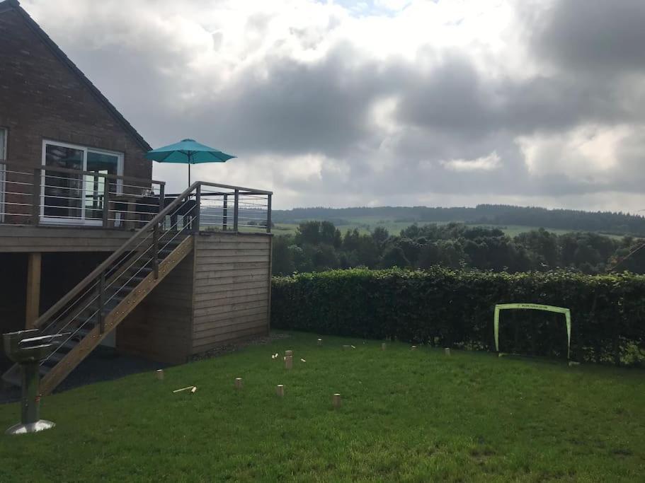 Huis Met Zonneterras, Tuin En Panoramisch Uitzicht Wellin Εξωτερικό φωτογραφία